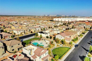 Beautiful and well-maintained community of Encante