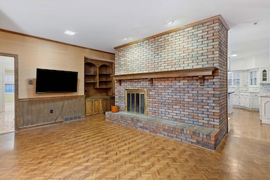 8181 Meadow Glen Dr, Germantown, TN 38138 - photo 7