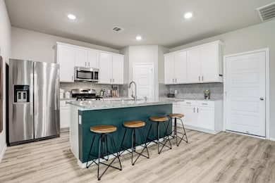 1244 Steed Bluff Dr, Alvin, TX 77511 - photo 2