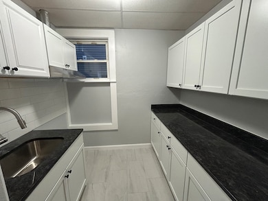 40 Grand St unit 2, Worcester, MA 01610 - photo 6