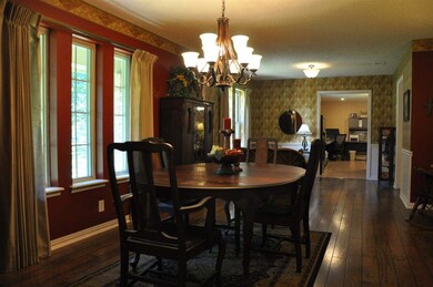 1409 Jeff Davis Dr, Tyler, TX 75703 - photo 3