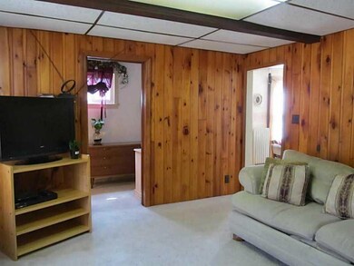 276 Chestnut St, Woonsocket, RI 02895 - photo 3