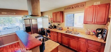 11815 Stanford Ave, Los Angeles, CA 90059 - photo 3