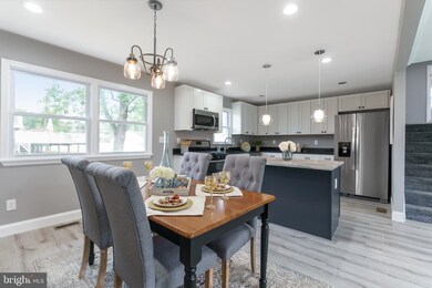 8405 Coco Rd, Rosedale, MD 21237 - photo 5