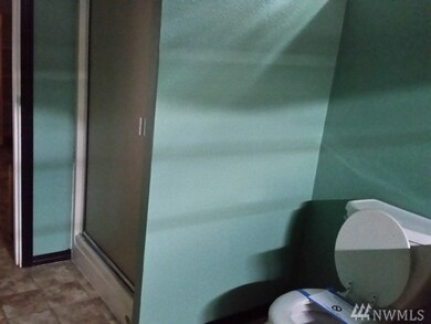 1808 N Rogers Dr, Wenatchee, WA 98801 - photo 3