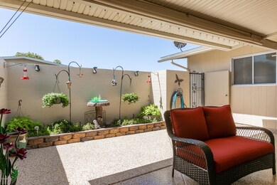 17218 N Pinion Ln, Sun City, AZ 85373 - photo 3