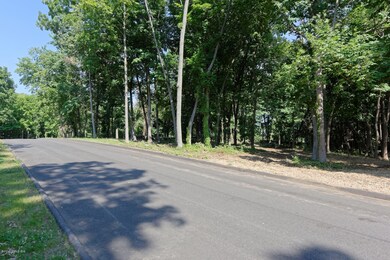 1 Greenfield Place, Greenwich, CT 06831 - photo 6