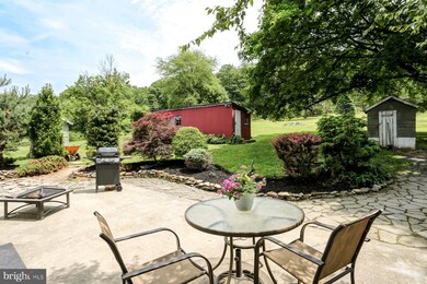 987 Paradise Rd, New Bloomfield, PA 17068 - photo 3