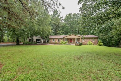 1661 Danny Bell Rd, Asheboro, NC 27205 - photo 3