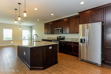 1005658.15390 Turkoman Circle - Kitchen