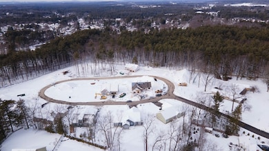 16 Juliana Ave, Nashua, NH 03064 - photo 2