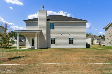 302 e river cane run-004
