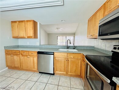 4708 SW 8th Place unit 201, Cape Coral, FL 33914 - photo 5