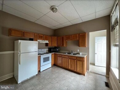 403 N Railroad St, Palmyra, PA 17078 - photo 6