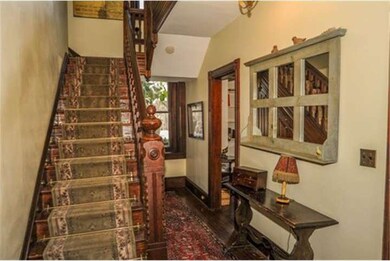 140 W Wayne Ave, Wayne, PA 19087 - photo 4