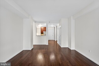 Aria the Condominium unit 15F, Philadelphia, PA 19102 - photo 6