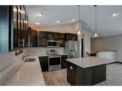 540 Gopher Ct, New Richmond, WI 54017 - photo 3