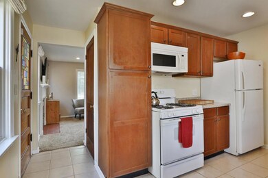 640 E Jeffrey Place, Columbus, OH 43214 - photo 7