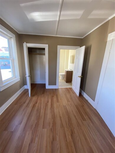 58 Temple St unit 1, Nashua, NH 03060 - photo 2
