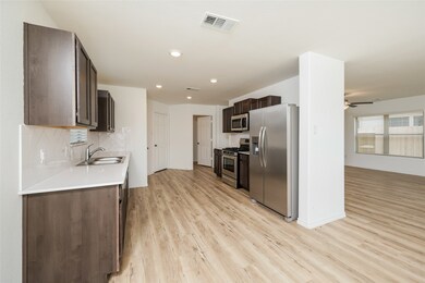 24031 Mustang Run Dr, Hockley, TX 77447 - photo 3