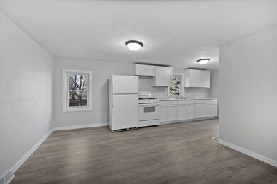 1733 Cottage Grove Ave, Evansdale, IA 50707 - photo 7