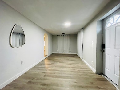 605 S Disston Ave, Tarpon Springs, FL 34689 - photo 3