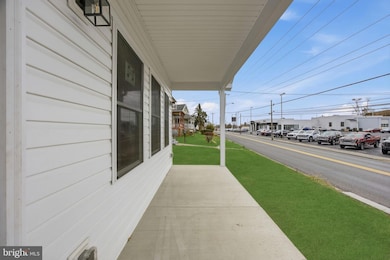 819 Moler Ave E, Martinsburg, WV 25401 - photo 7