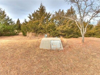 336684 E Crestview Dr, McLoud, OK 74851 - photo 7