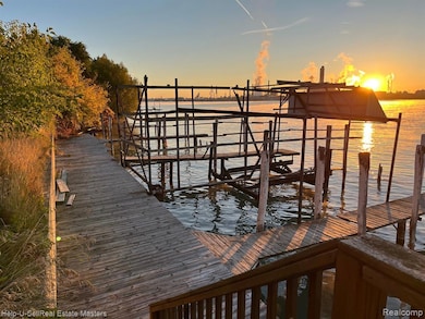 3136 Military St, Port Huron, MI 48060 - photo 4