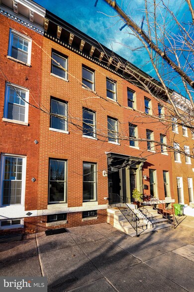 1330 Hollins St, Baltimore, MD 21223 - photo 4