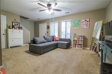 302 Maplewood Ln, Nitro, WV 25143 - photo 2