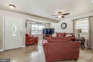 44152 Saint Andrews Ln, California, MD 20619 - photo 3