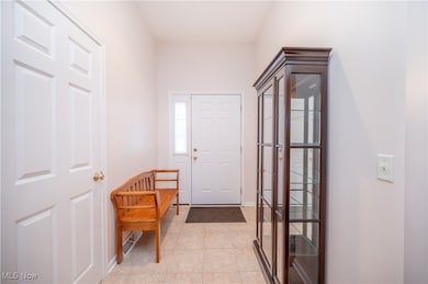 125 Fitch Blvd unit 201, Youngstown, OH 44515 - photo 5