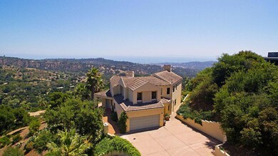 Garage w panoramic view