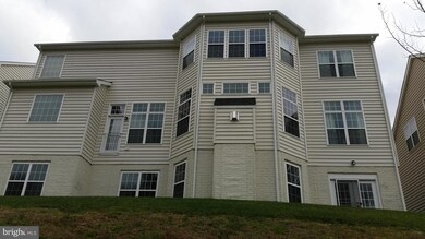 15406 Sir Edwards Dr, Upper Marlboro, MD 20772 - photo 3