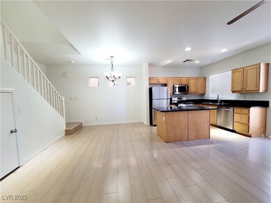 3635 Surfboard Ct, Las Vegas, NV 89147 - photo 4