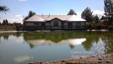 2606 SW Mariposa Loop unit 19, Redmond, OR 97756 - photo 3