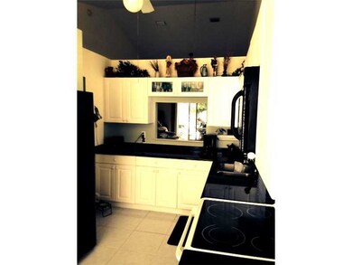 Kitchen. Beautifully updated w/granite countertops