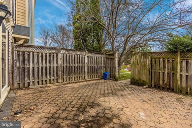 14111 Aldora Cir, Burtonsville, MD 20866 - photo 3