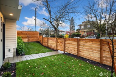 806 34th Ave, Seattle, WA 98122 - photo 3