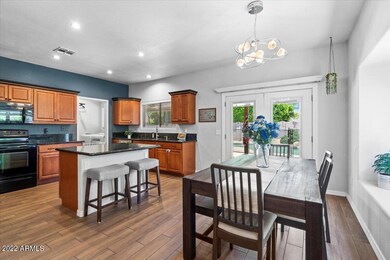 07-Kitchen & Dining