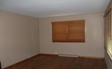 307 E 10th St, La Porte, IN 46350 - photo 5