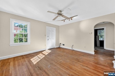 80 Barricklo St, Trenton, NJ 08610 - photo 6