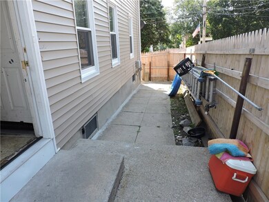 20 Amsterdam St, Providence, RI 02909 - photo 6