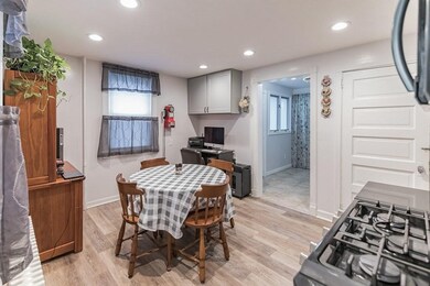 30 Dale St, Needham Heights, MA 02494 - photo 3