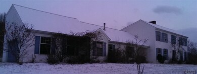 24 Dusenberry Ln, Troy, NY 12180 - photo 2