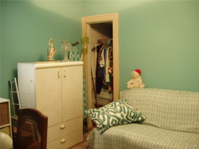 Spare bedroom, 1st Floor.