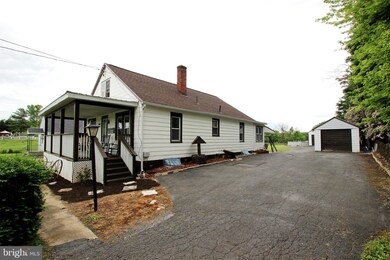10011 Charles Town Rd, Ranson, WV 25438 - photo 5