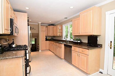 1039 Lexington Ln, Batavia, IL 60510 - photo 6