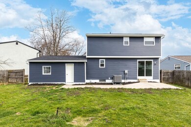 2023-4-5 601 Oak Hollow Ct 07
